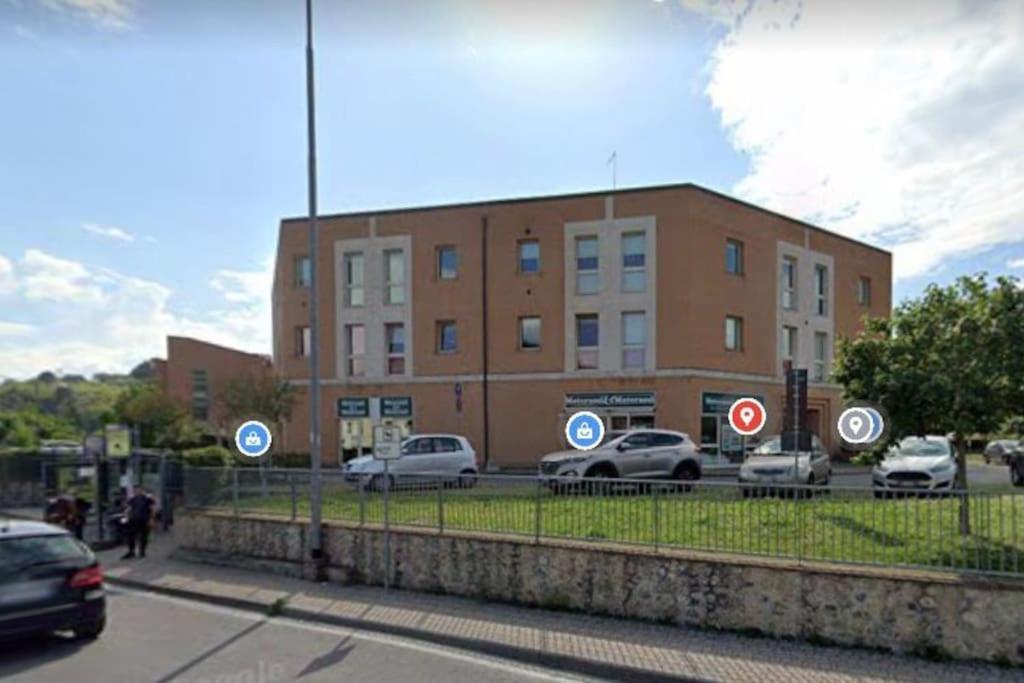 Apartment In Siena With Private Parking Exterior foto
